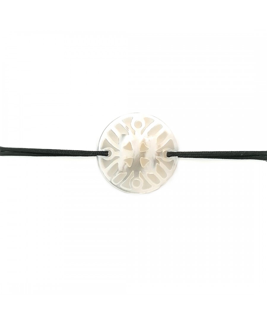 Bracelet Ilargia stèle nacre blanche sur cordon